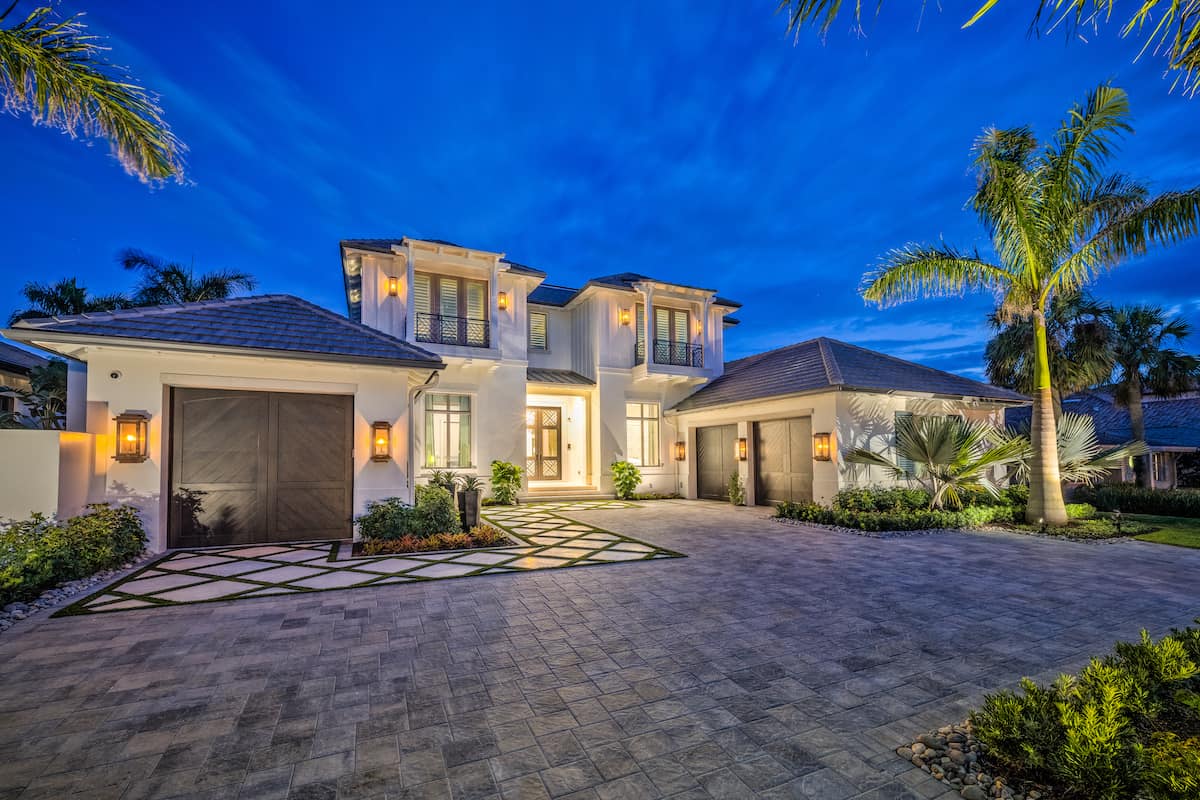 Driveways & Pavers